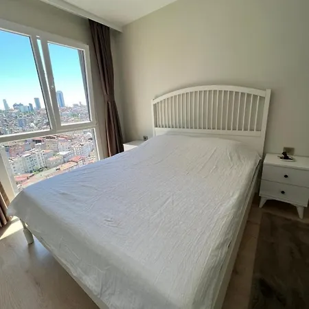 Apartment Bright & City View Istanbul