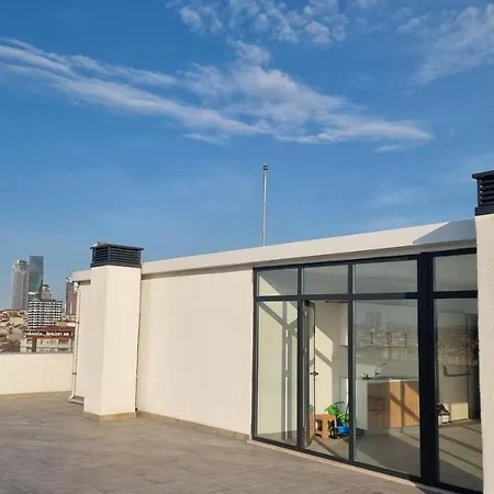 Apartment Bright & City View *